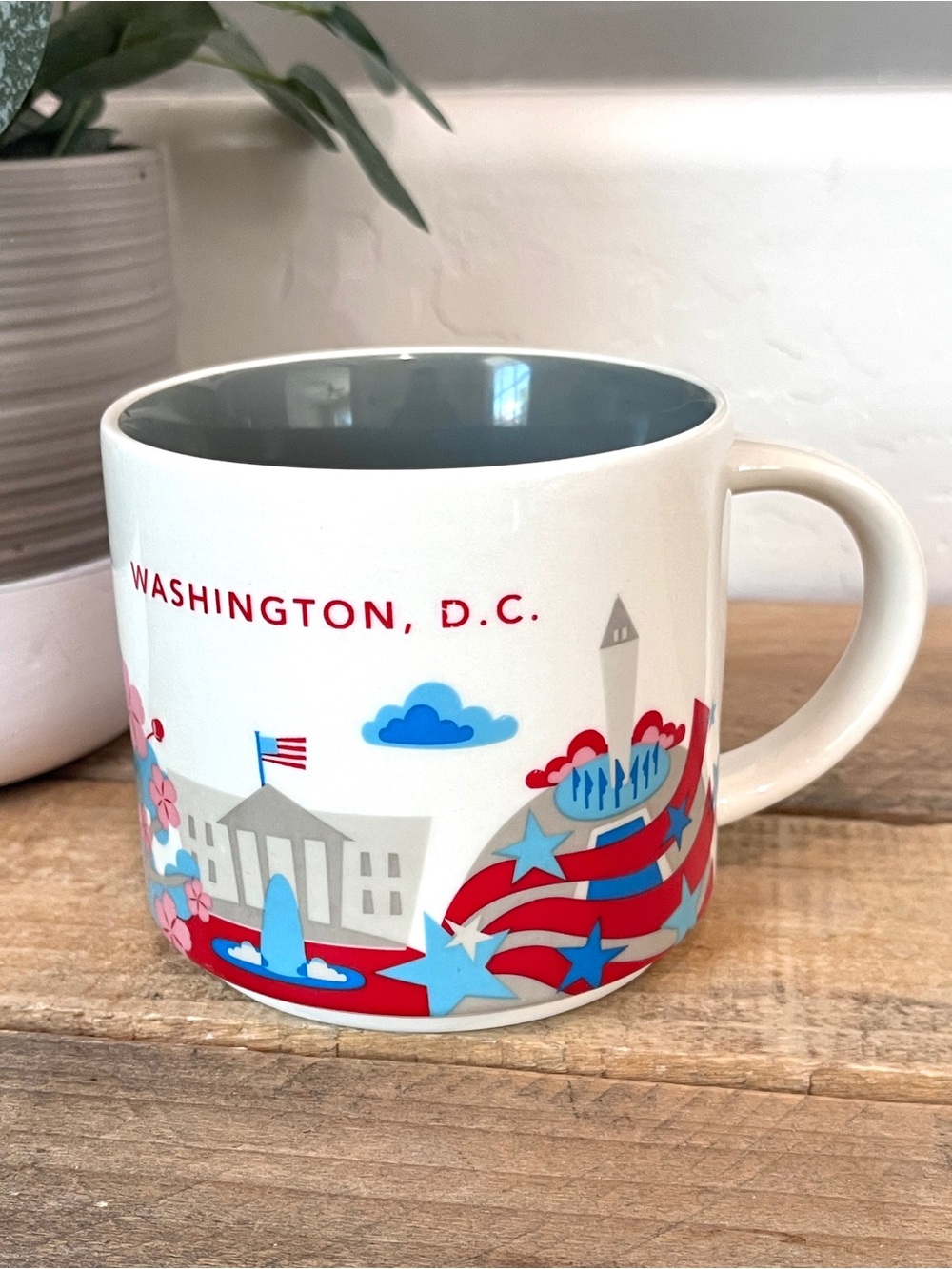 Starbucks ‘You Are Here’ Collection Series Washington DC Mug 2014 14oz - Picture 1 of 5